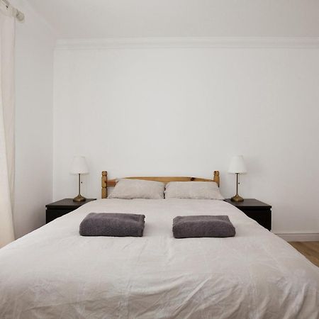 Апартаменты Well Located South Kensington Flat Лондон Экстерьер фото