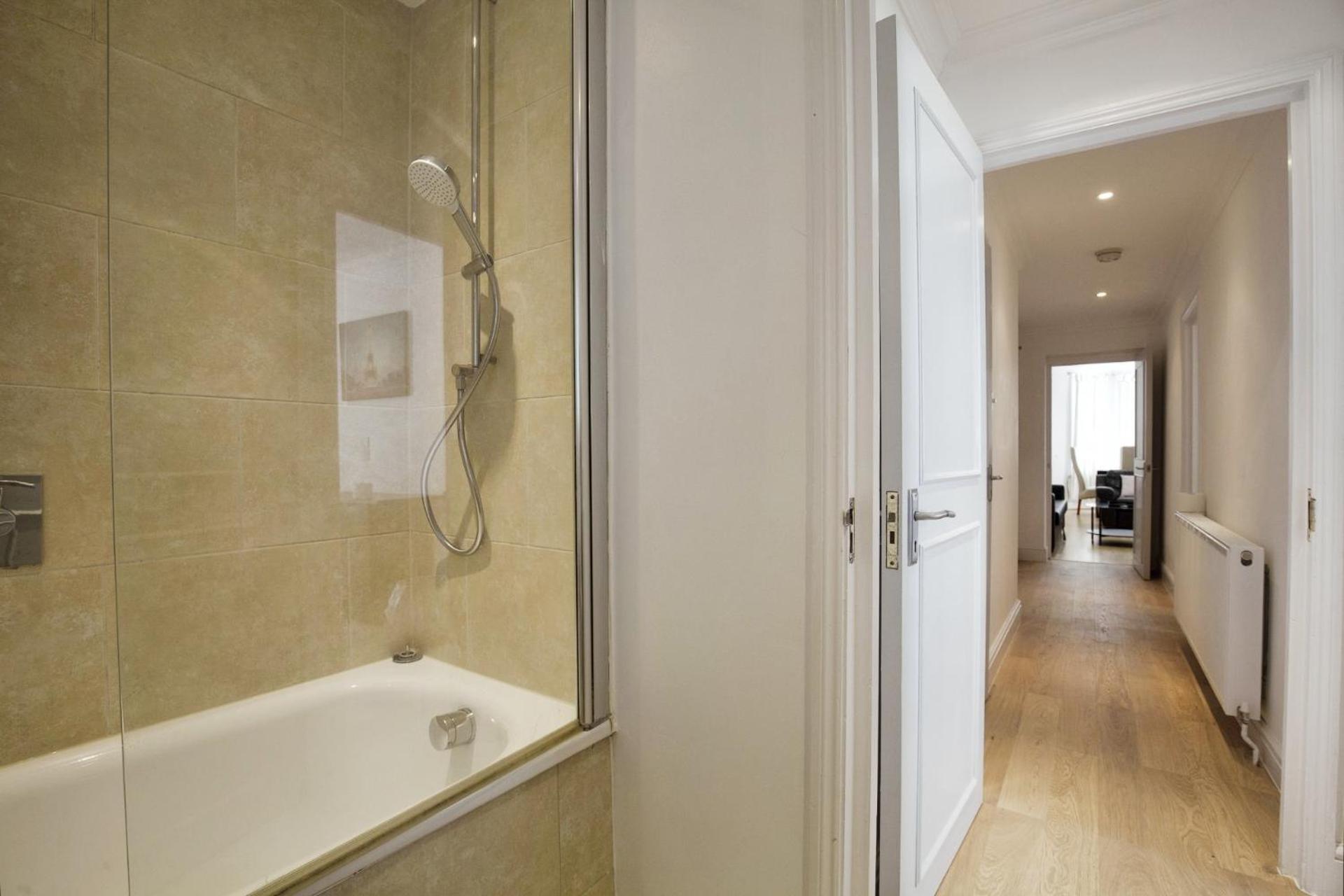 Апартаменты Well Located South Kensington Flat Лондон Экстерьер фото